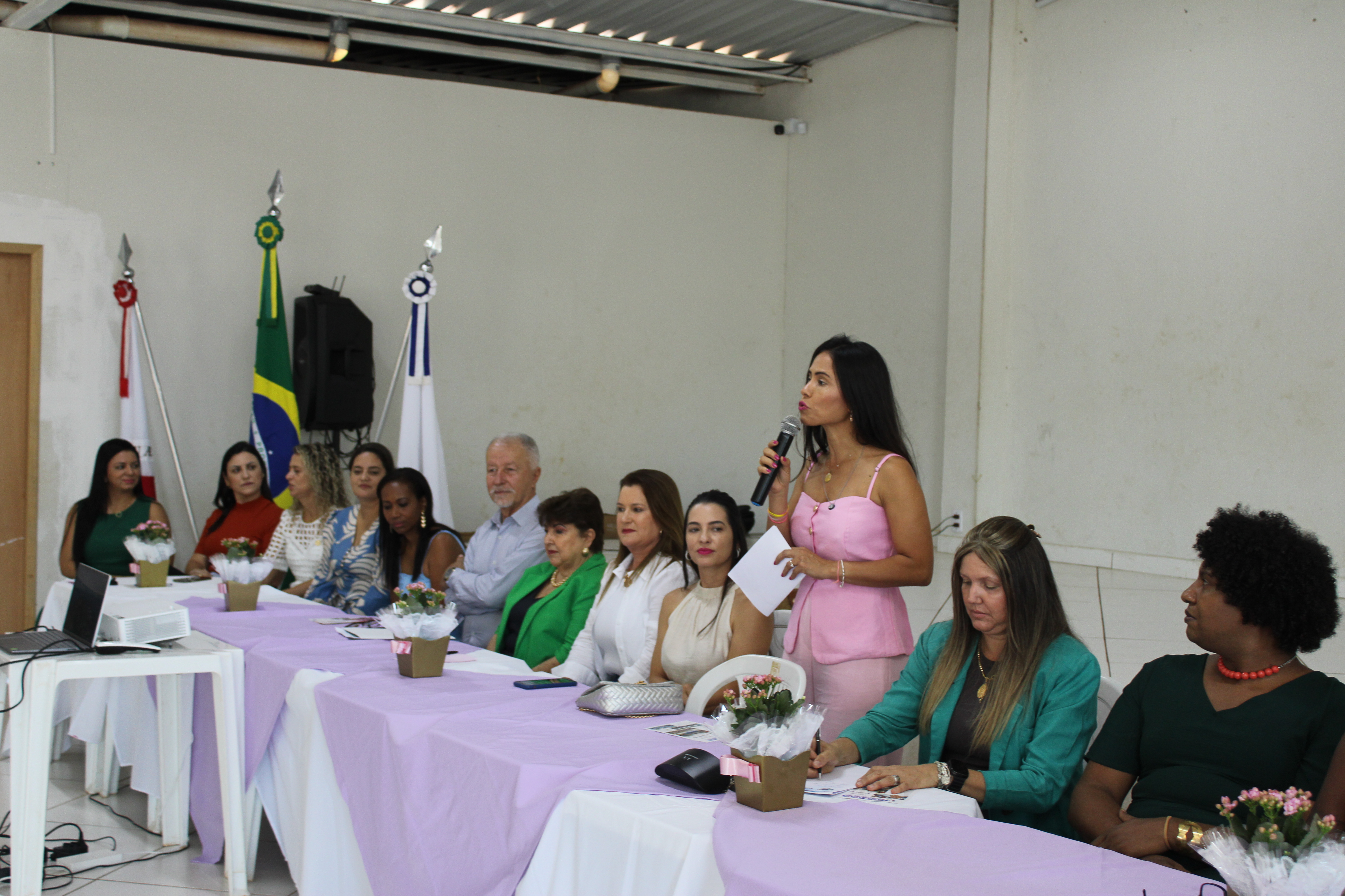 Procuradoria Especial da Mulher realiza com sucesso Seminário de Lideranças Femininas